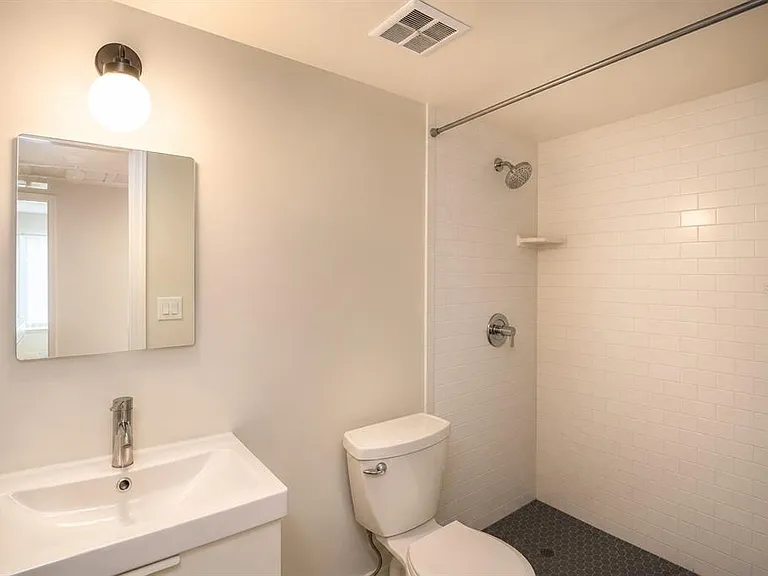 618 Orange Dr #207 — Photo 7