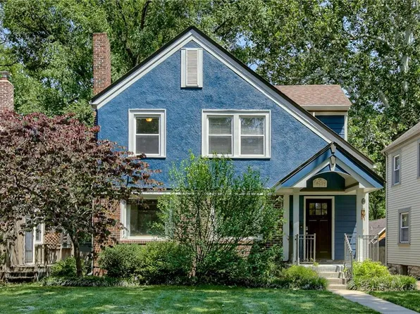 6131 Locust St, Kansas City, MO 64110