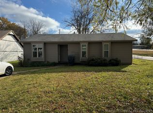 2 Freeman St, Ardmore, OK 73401