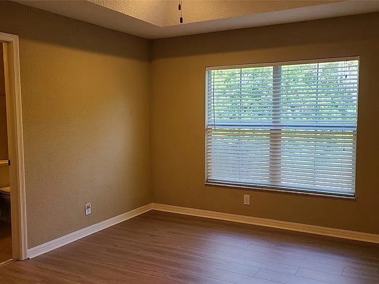 2914 Royal Tuscan Ln — Photo 18