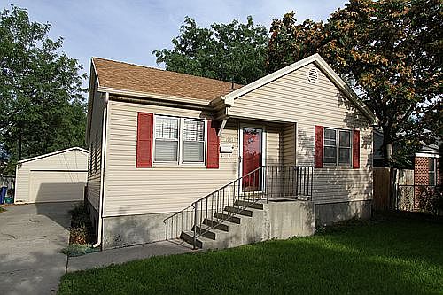 1st image of 1981 S Richards St