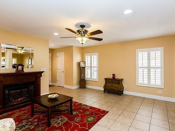 5th image of 2612 Wild Tamarind Blvd