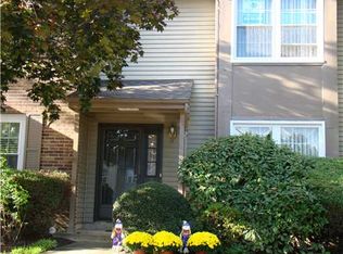 9 Washington Ct #409, East Windsor, NJ 08520