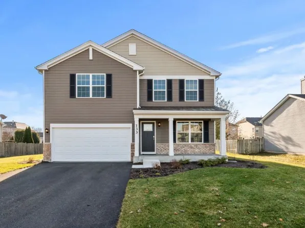 346 Hemlock Ln, Oswego, IL 60543
