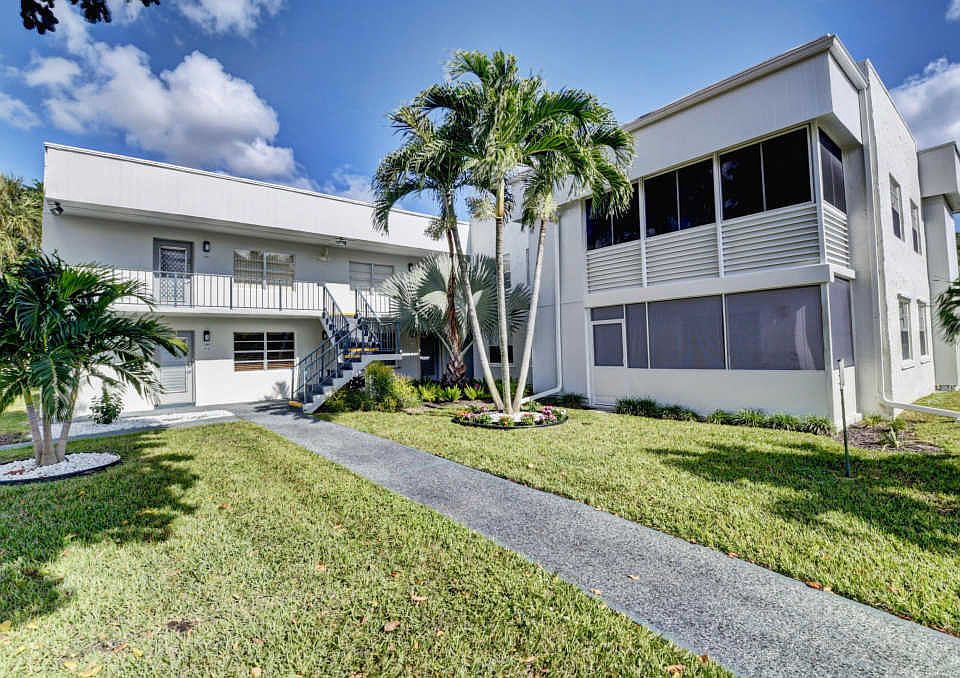 1st image of 547 Flanders Dr #L