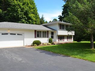 7486 Modock Rd, Victor, NY 14564