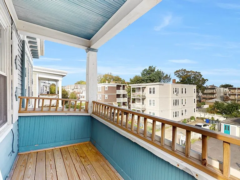 63 Whitten St #3 — Photo 17