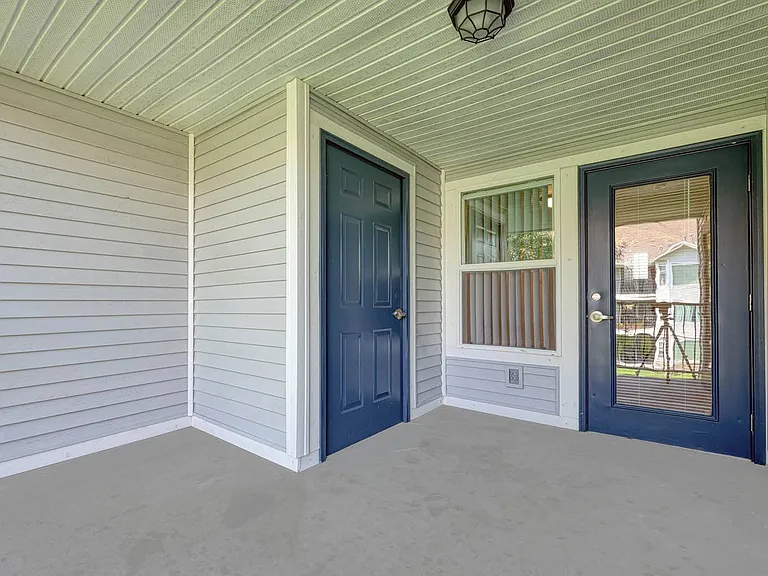 Balmoral Apartments — Photo 20
