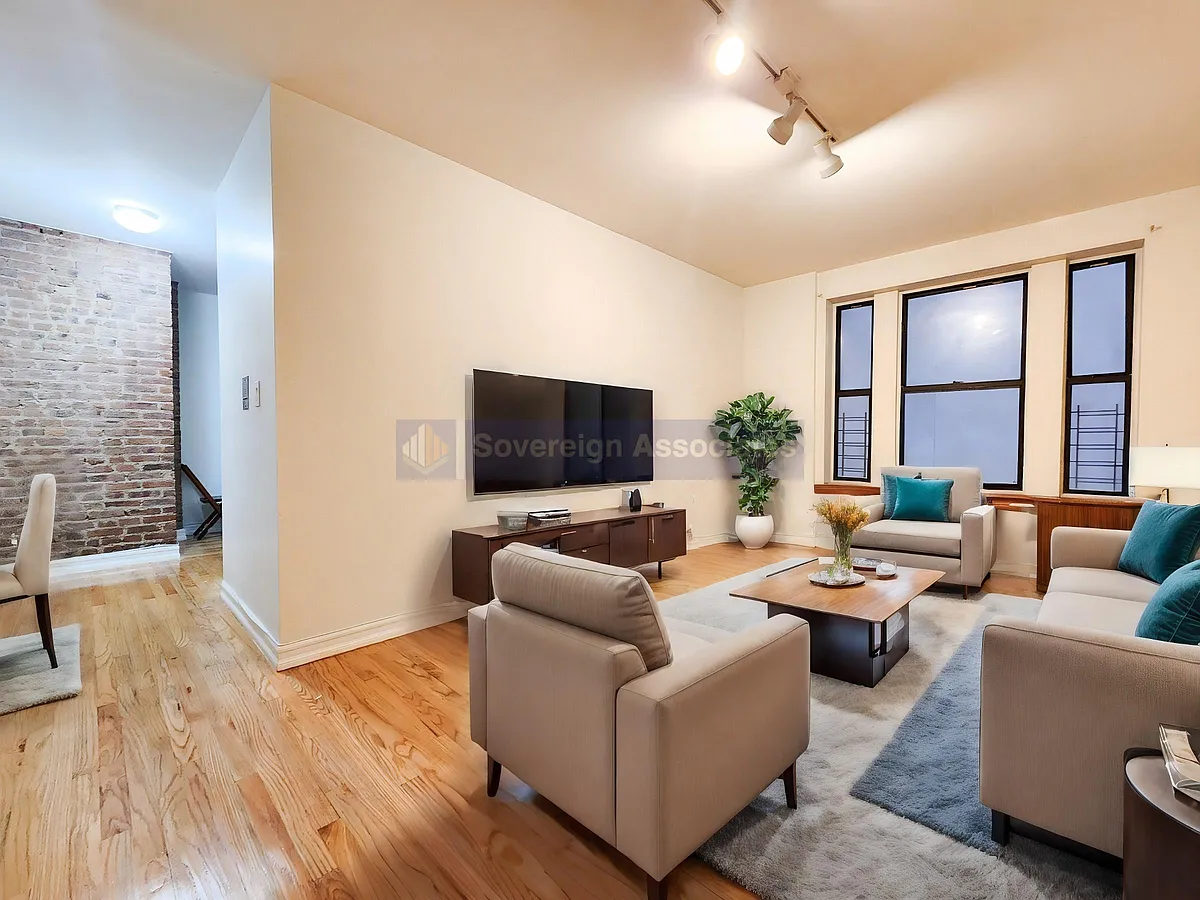 Photo 1 of 13 - 79 Haven Ave #22A - Manhattan, NY Primary Photo - 79 Haven Ave #22A