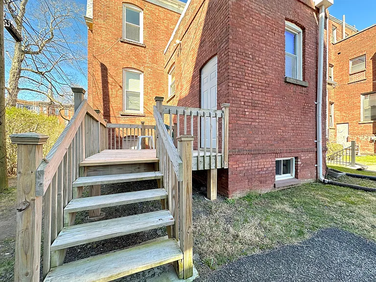 152 Grand St #1 — Photo 15