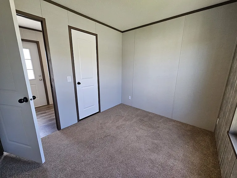 Westbridge Manor — Photo 51