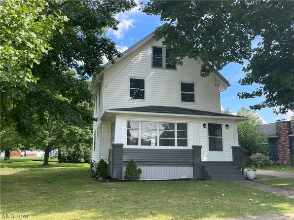 315 Warren Rd, Newton Falls, OH 44444