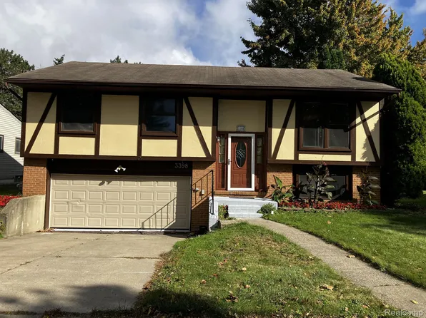 3398 Auburn Dr N, Troy, MI 48083