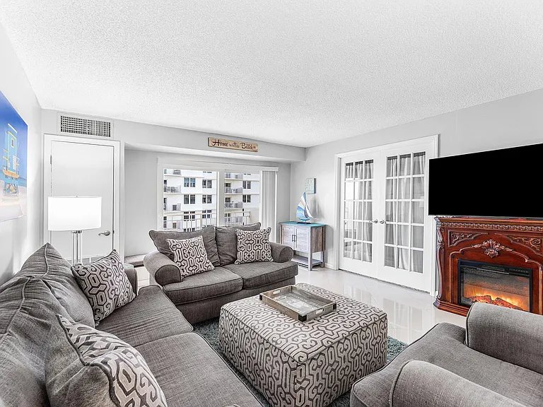 3215 S Ocean Blvd #407 — Photo 14