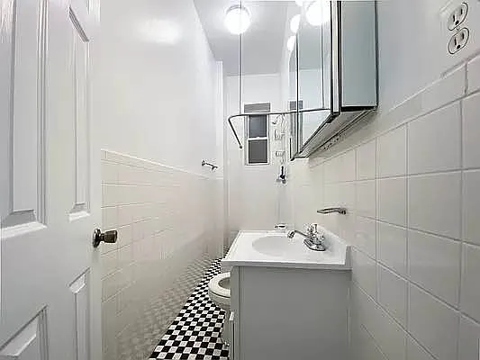 Rented by Metropolitan Property Group | media 17