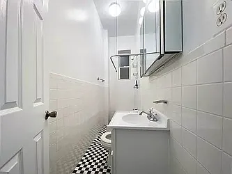 Rented by Metropolitan Property Group