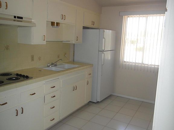 4th image of 10460 W Oakmont Dr