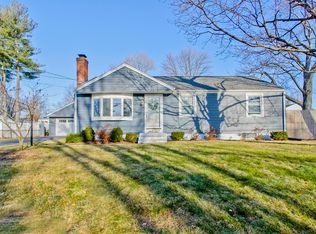 68 Cheyenne Rd, Springfield, MA 01109