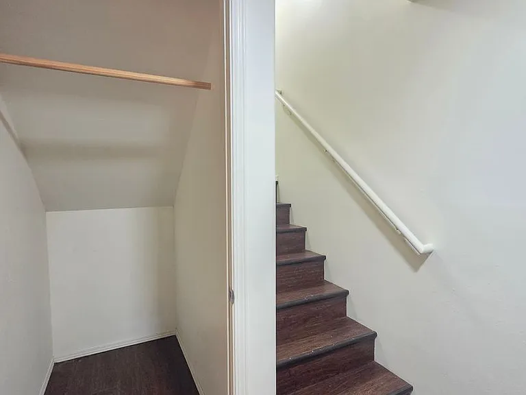 407 E 8th Ave — Photo 51