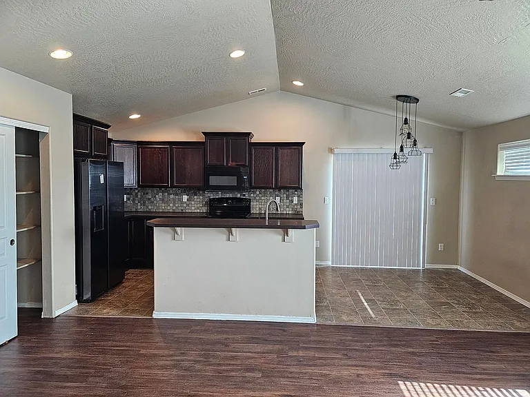 9475 W 9th Pl — Photo 9