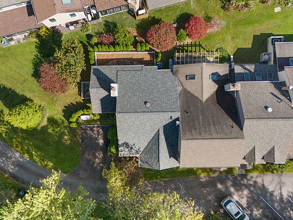 4th image of 1331 Leonard Road #B-2