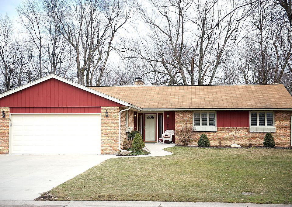 1st image of 5004 N Somerset Dr