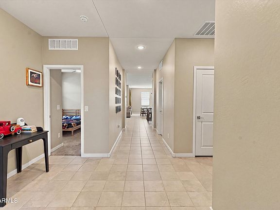 4th image of 9033 W AGORA Lane