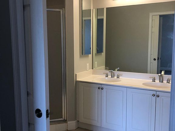 3rd image of 3957 Pomodora Cir