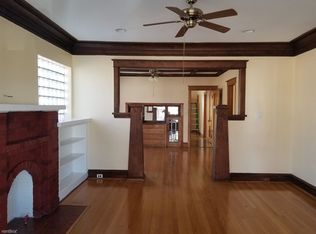 5135 W Agatite Ave, Chicago, IL 60630