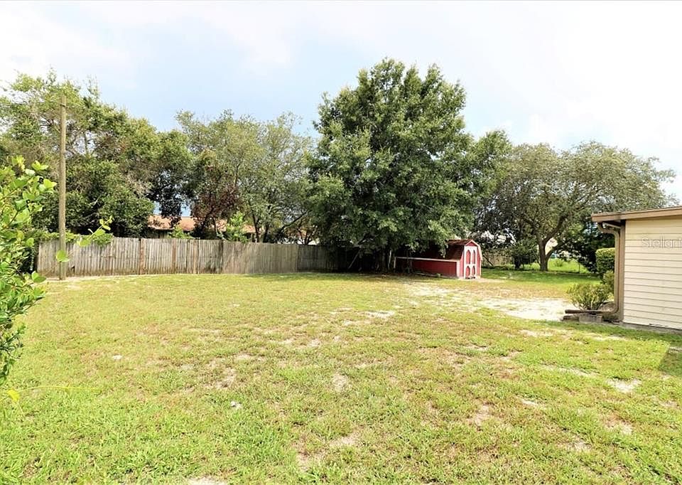2nd image of 1067 Windbrook Dr