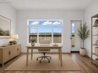 156 N Park St #118, Cochrane, AB T4C3H3