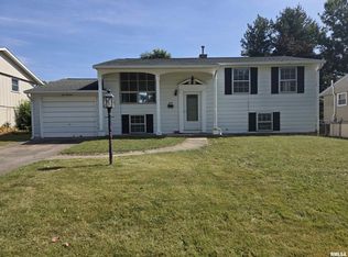 619 Meadow Lark Dr, Quincy, IL 62305