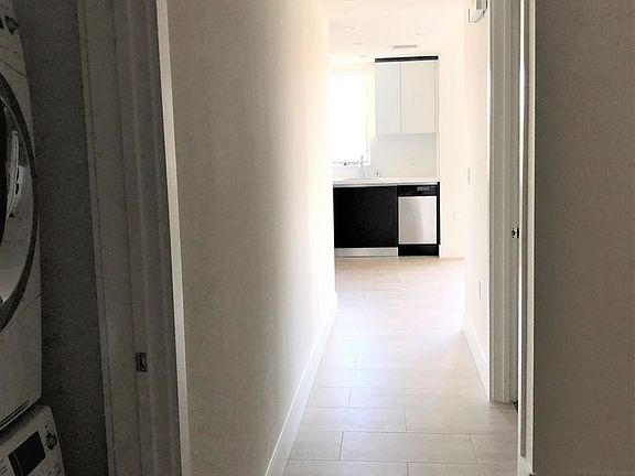 2nd image of 1750 Sawtelle Blvd #204