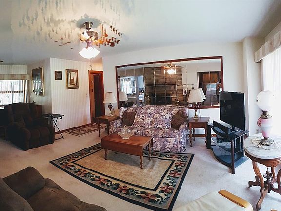5th image of 108 Paula Dr