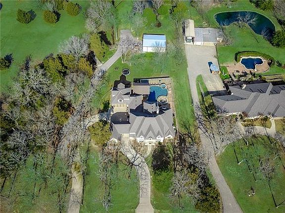 2nd image of 10409 Shadow Valley Ct