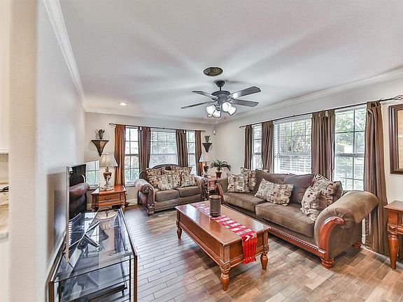 4th image of 10343 Fleming Dr