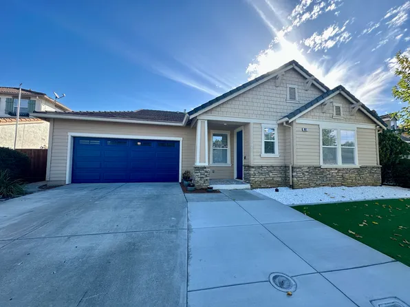 907 Star Tulip Dr, Vacaville, CA 95687