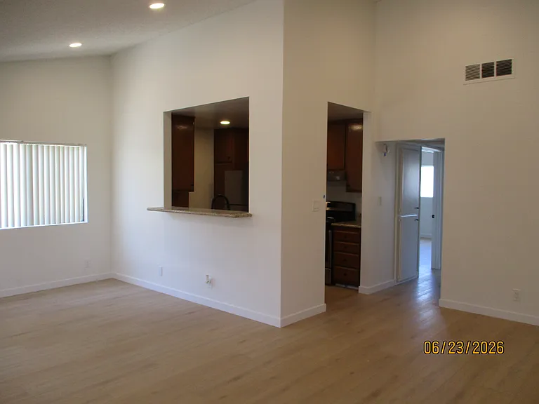 2310 Del Mar Rd #12 — Photo 11