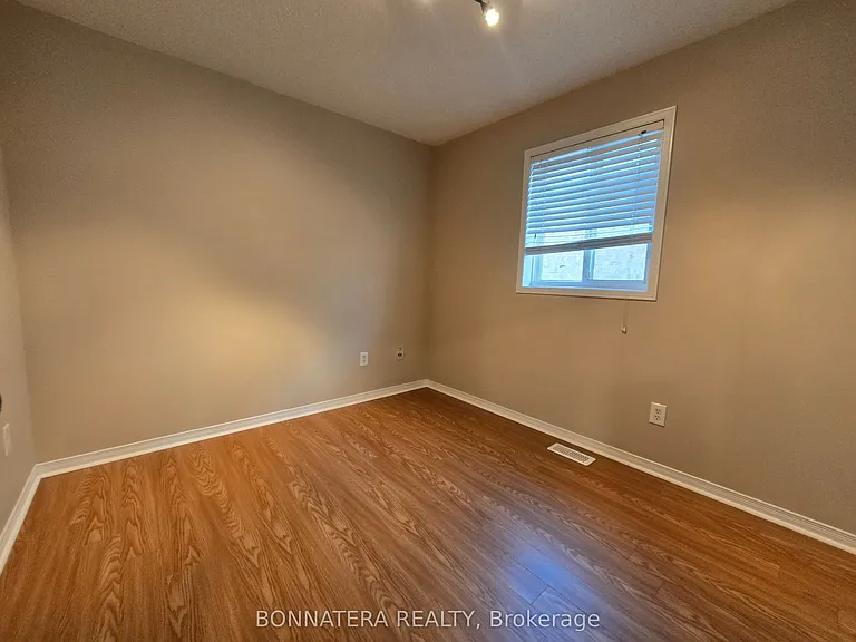 5455 Farmcote Dr — Photo 19