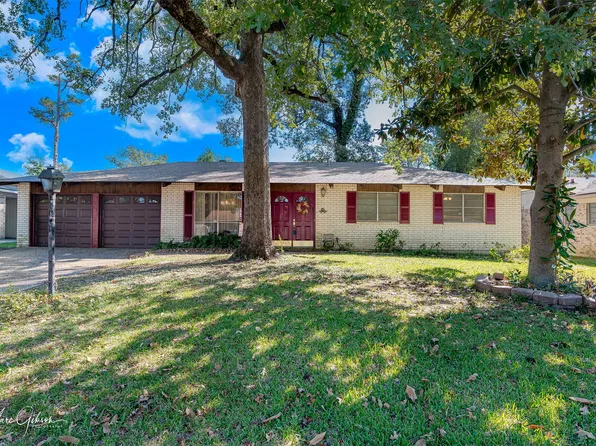 9521 Poinsetta Dr, Shreveport, LA 71118