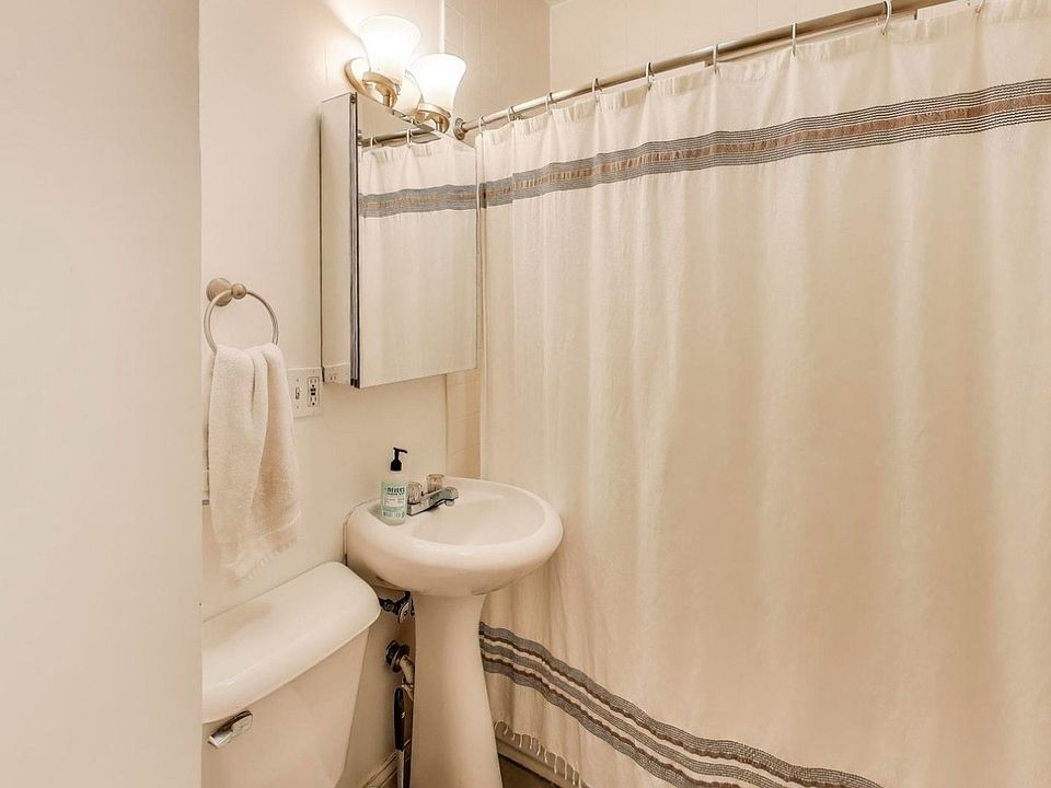 1st image of 3432 W Palmer St #1