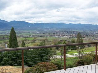 4645 Cherry Ln, Medford, OR