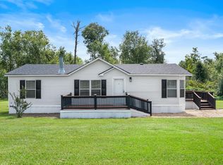 511 Ridgewood Dr, Ray City, GA 31645