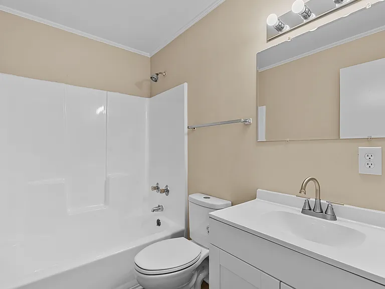 1628 Spring Garden St #A — Photo 12