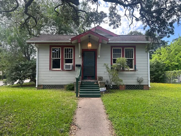 4801 Avenue P 1/2, Galveston, TX 77551