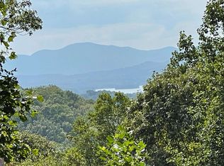 30 High Meadows Dr, Hayesville, NC 28904