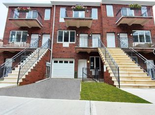 23 Bay St, Brooklyn, NY 11231