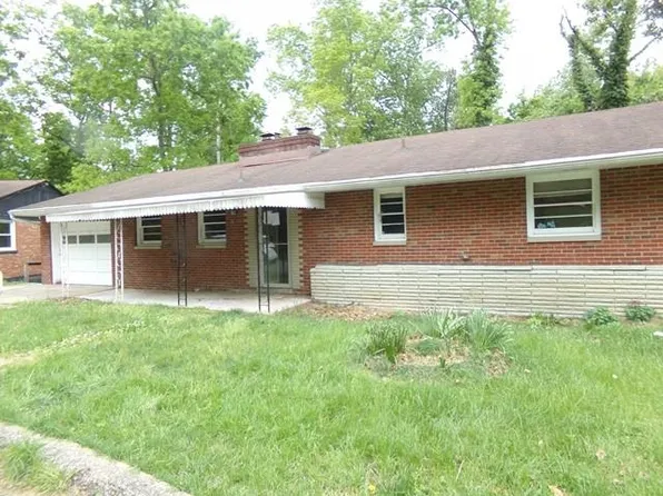 505 Forest Rd, Huntington, WV 25705