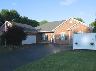 670 Willow Bend Cir, Bowling Green, KY 42104