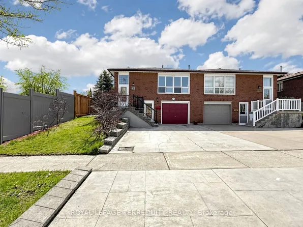 2526 Kingsberry Cres W, Mississauga, ON L5B 2K5
